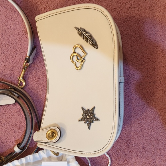 Coach Swinger Bag - Picture 2 of 8